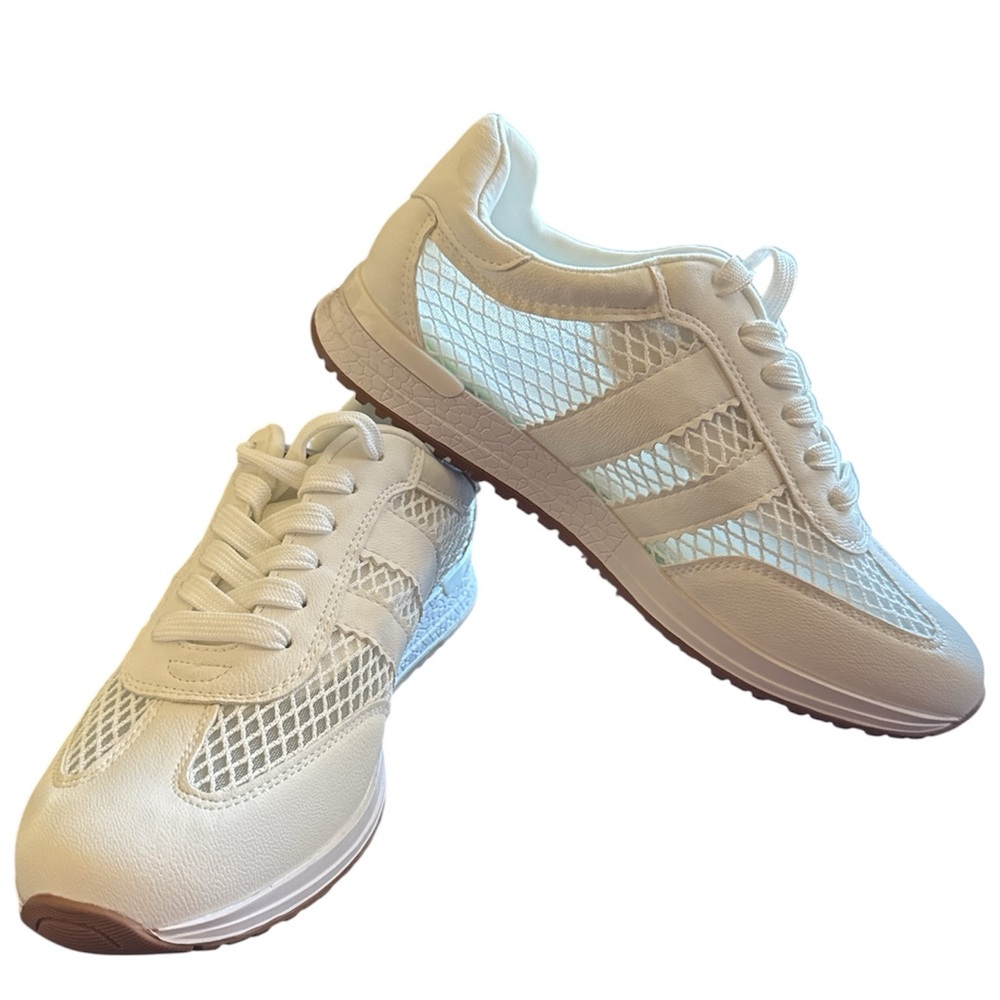 DV by Dolce Vita Jammy Off White Mesh Fashion Sneakers size 7.5 New